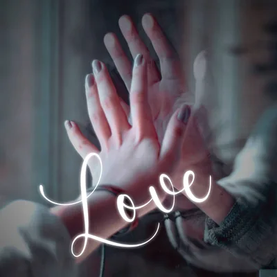 WhatsApp DP Love Hand Wallpaper