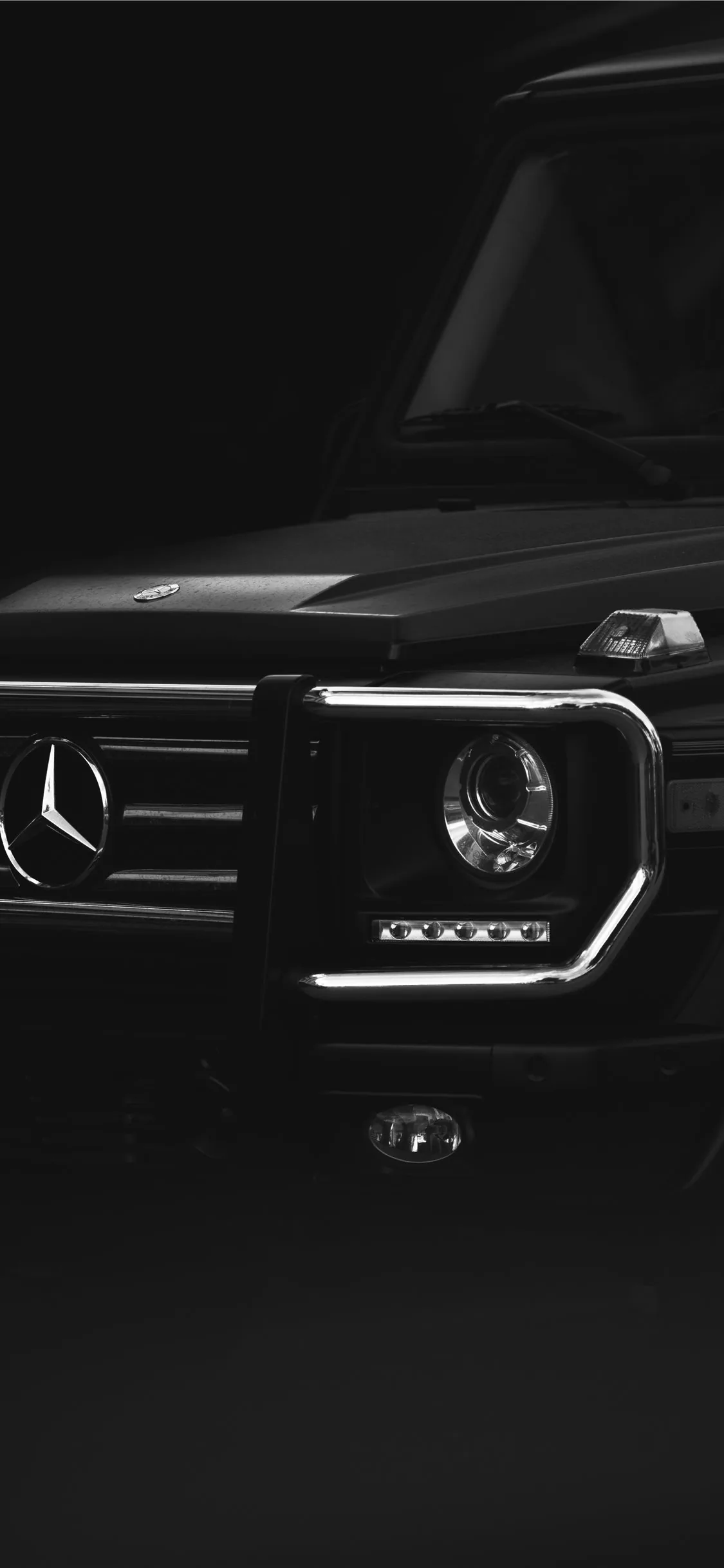 black Mercedes Benz car iPhone X Wallpapers