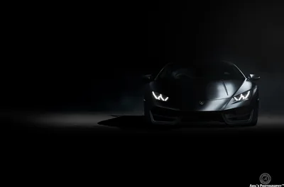 Lamborghini Huracan Black Wallpaper