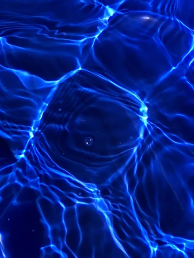 4K Water Blue Black Wallpaper