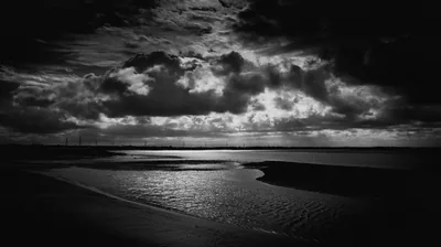 Black And White Image Of Sea Coast Ocean Waves Clouds Sky Photography 4K HD Photography