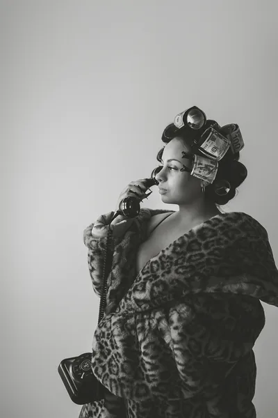 Portrait in a Leopard Coat in Black and White HD Phone Wallpaper