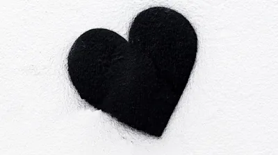 Black Heart On Snow Wallpaper