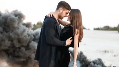 Cute Couple Black Clothing Beach Side Wallpaper, HD Love Wallpapers, 4k