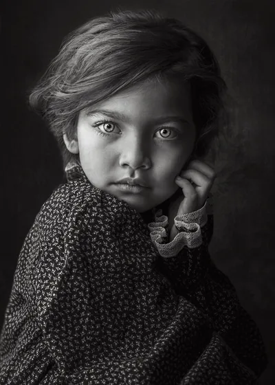Children portrait portrait Photography paintings black and white studio