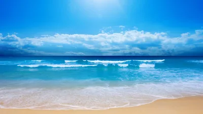 Sunny Tropical Beach with Foaming Waves HD Wallpaper