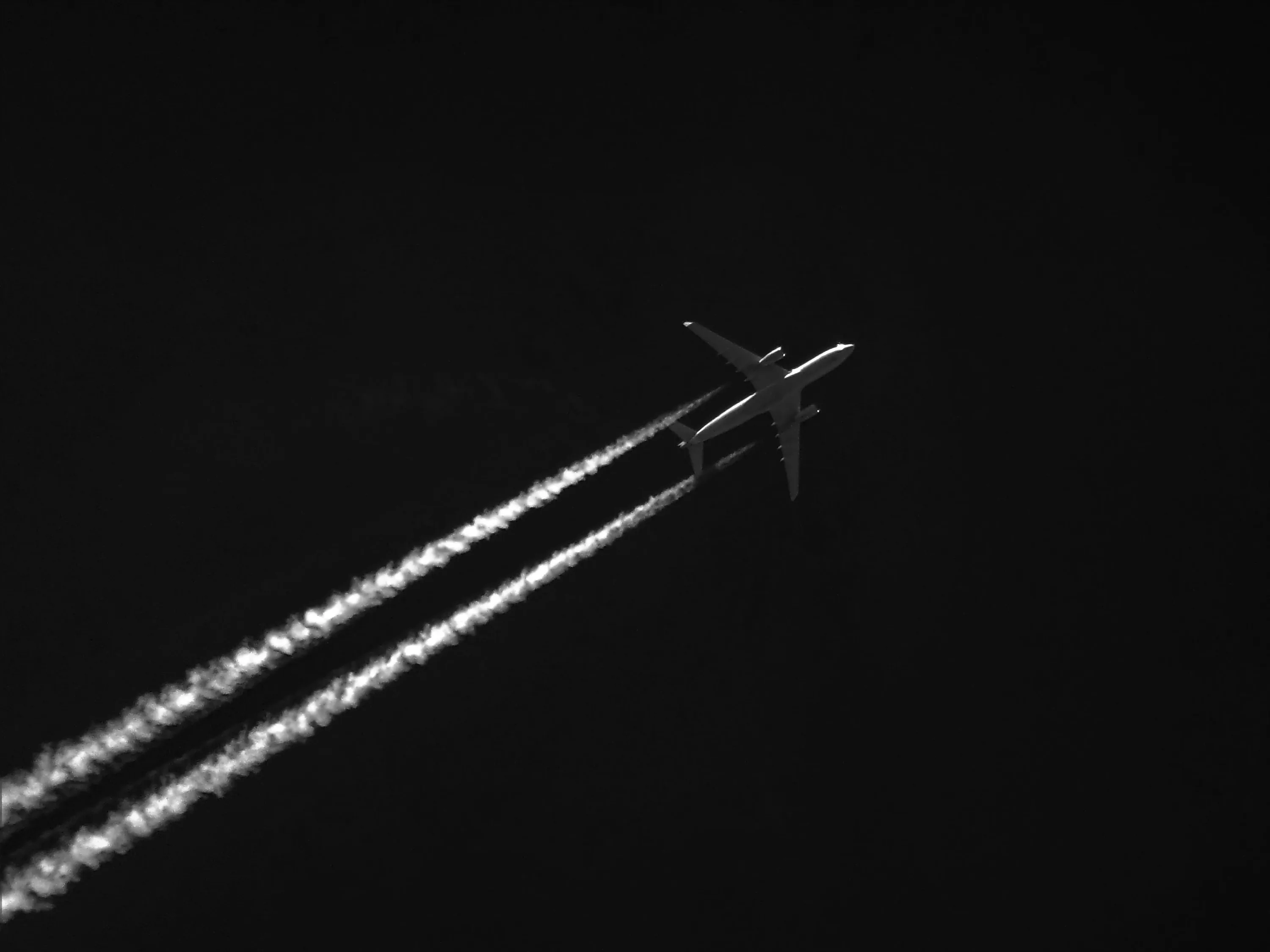 Black Plane Background 4k Photos, The BEST Free Black Plane Background 4k Stoc