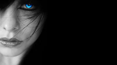 Half-Shadowed Face with One Blue Eye HD Wallpaper