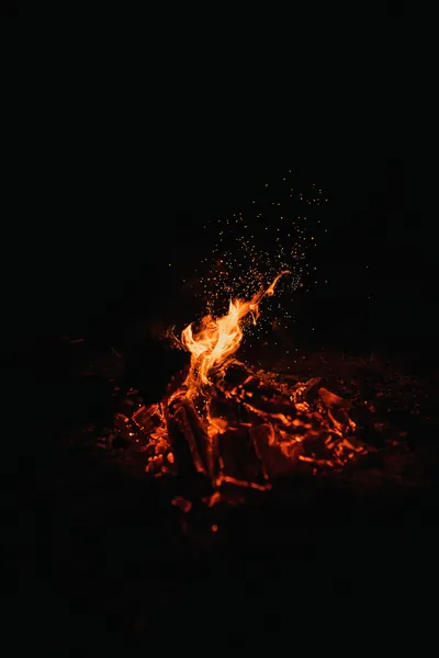 Bonfire Wallpaper 4K, Dark, Black background, Campfire