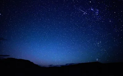 Twin Meteors in a Blue Starry Sky HD Wallpaper