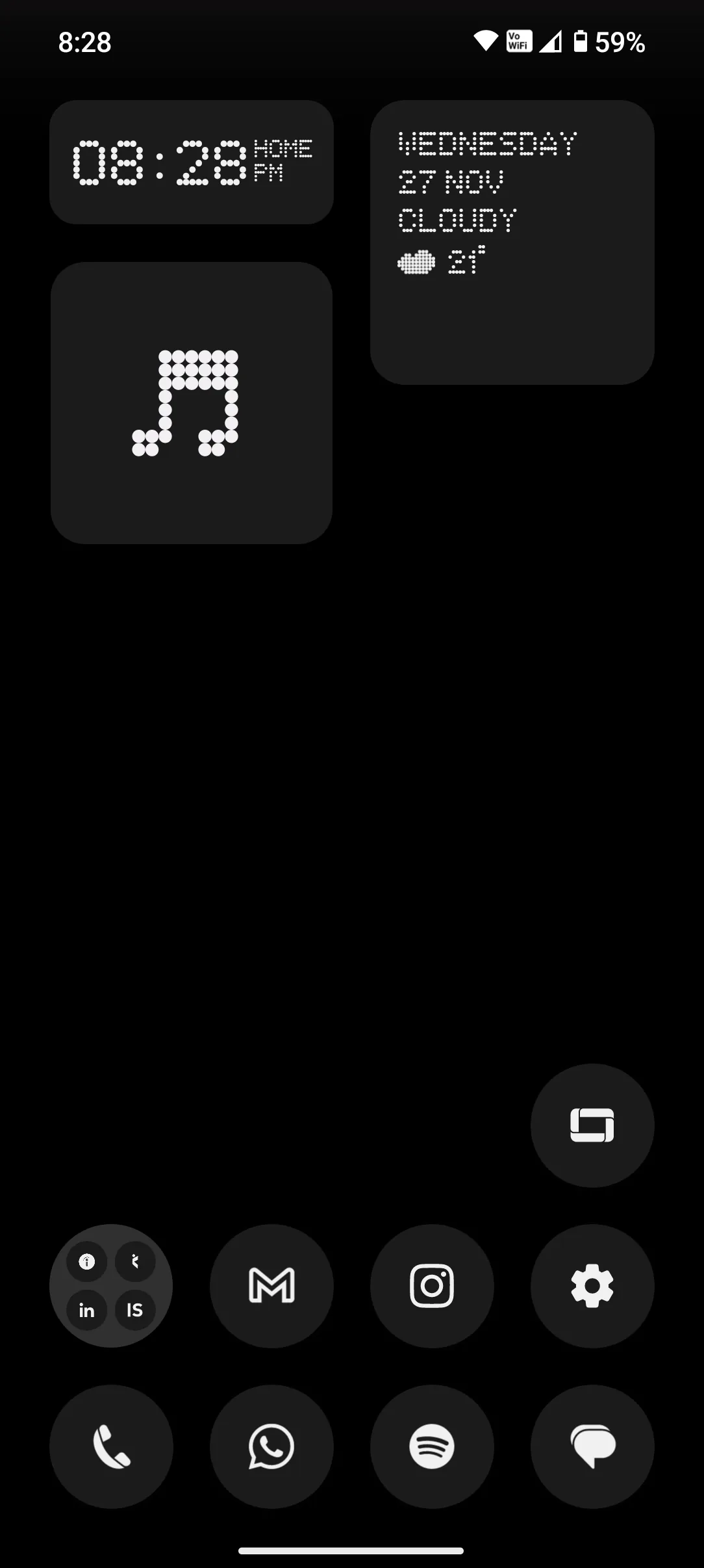 Grayish status bar only on home screen with black wallpaper