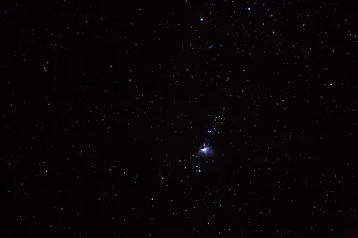 Single Bright Star in a Black Sky HD Wallpaper