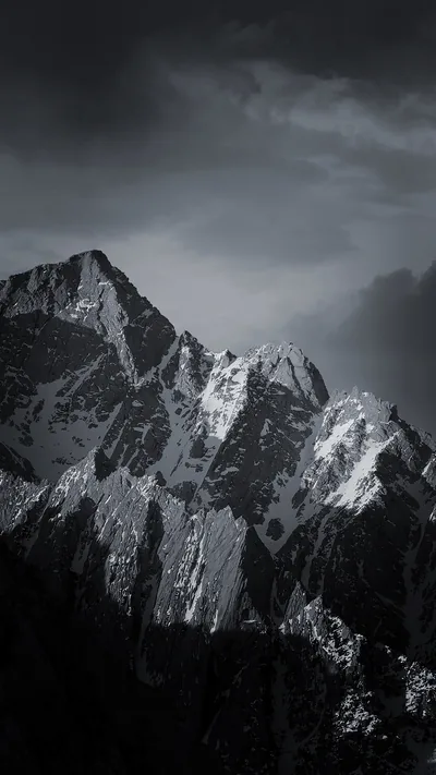 Snow on a Jagged Peak in Grey HD Phone Wallpaper