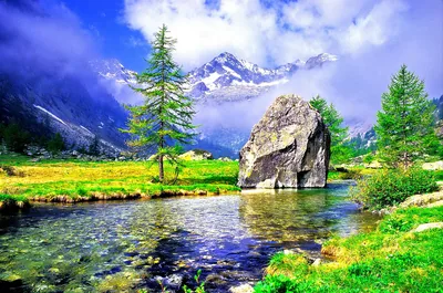 Boulder in a Clear Alpine Stream HD Wallpaper
