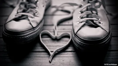Sneaker Laces Tied into a Heart HD Wallpaper
