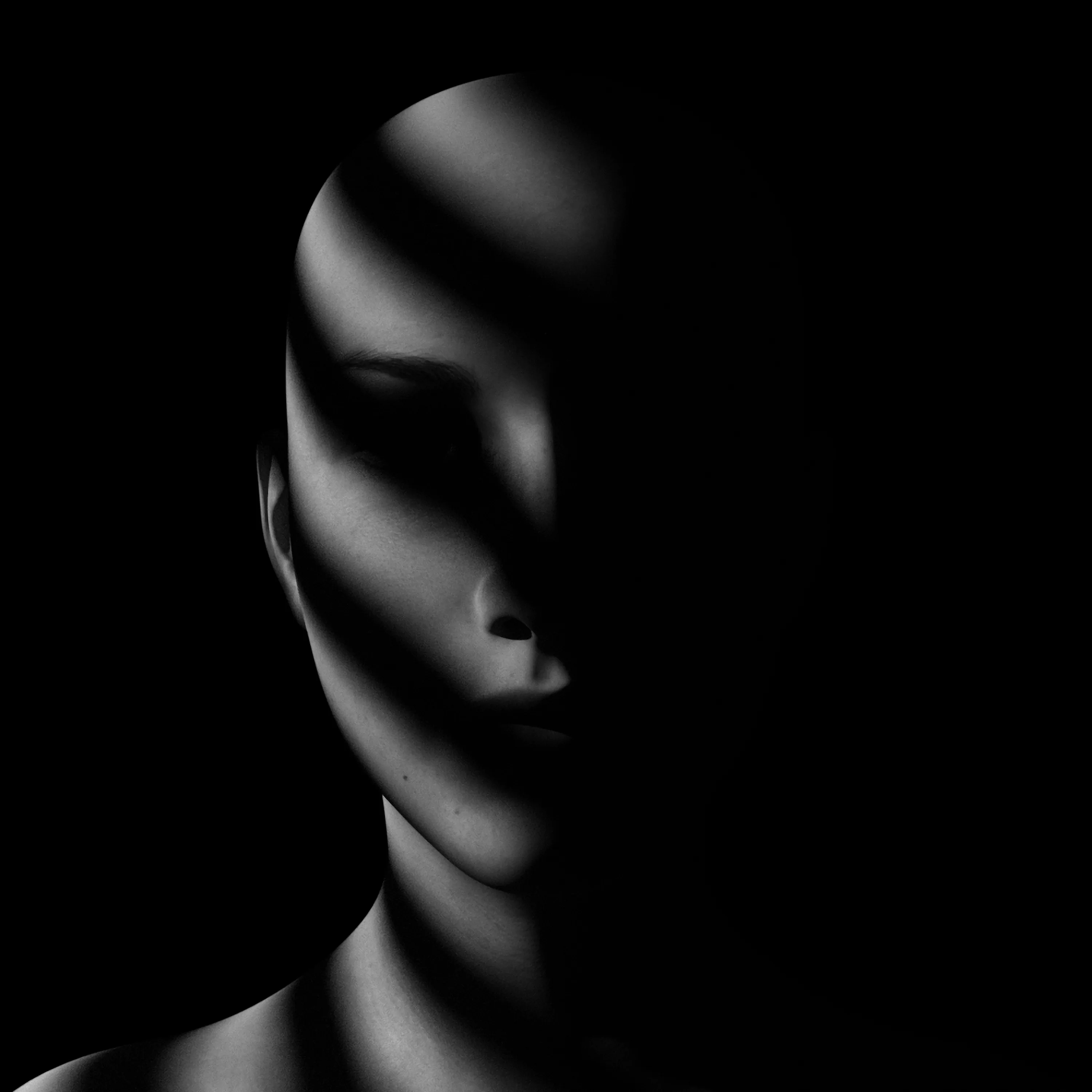 Phone wallpaper Dark, Shadow, Bw, Chb, Portrait, Face, Doll, Noir