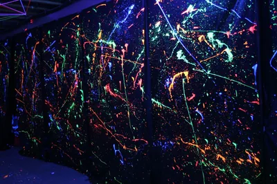 Splatter Paint Wall Under Blacklight HD Wallpaper