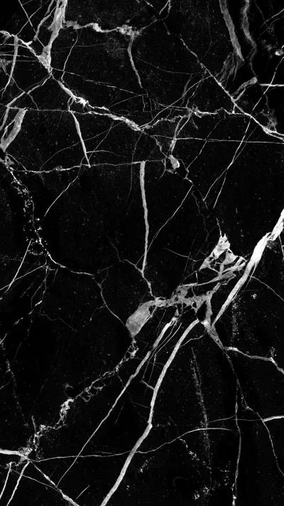 iPhone 13 Black Wallpapers
