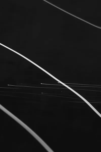 Curved White Blades in the Dark HD Phone Wallpaper